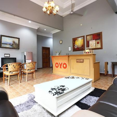 Oyo 89523 Villa Sri Mayang Kuala Terengganu Bagian luar foto